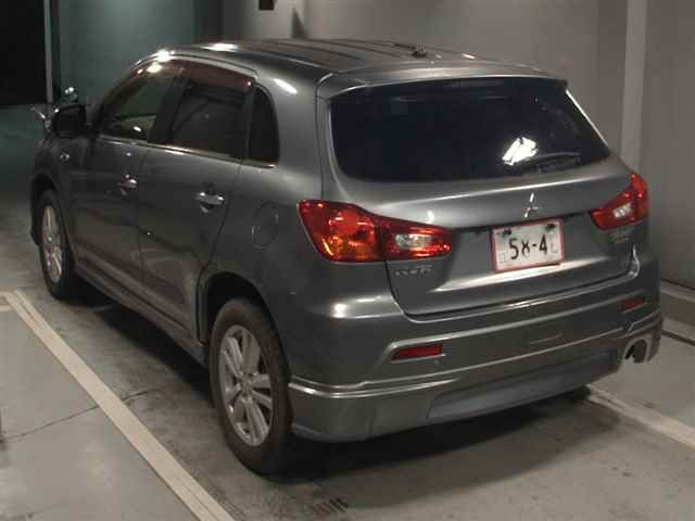 MITSUBISHI RVR 2013