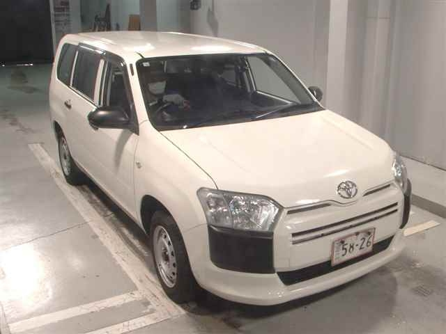 TOYOTA PROBOX 2022