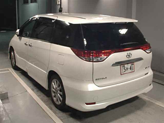 TOYOTA ESTIMA 2010