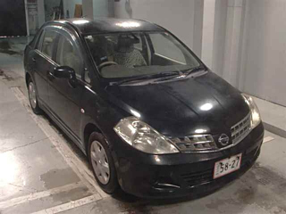 NISSAN TIIDA LATIO 2010