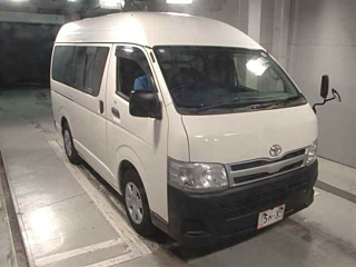 TOYOTA HIACE VAN 2012
