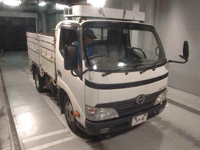 HINO DUTRO 2010