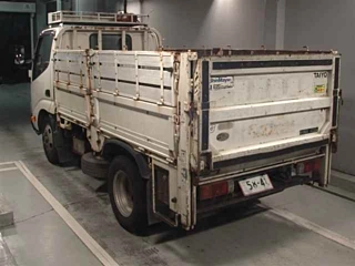 HINO DUTRO 2010