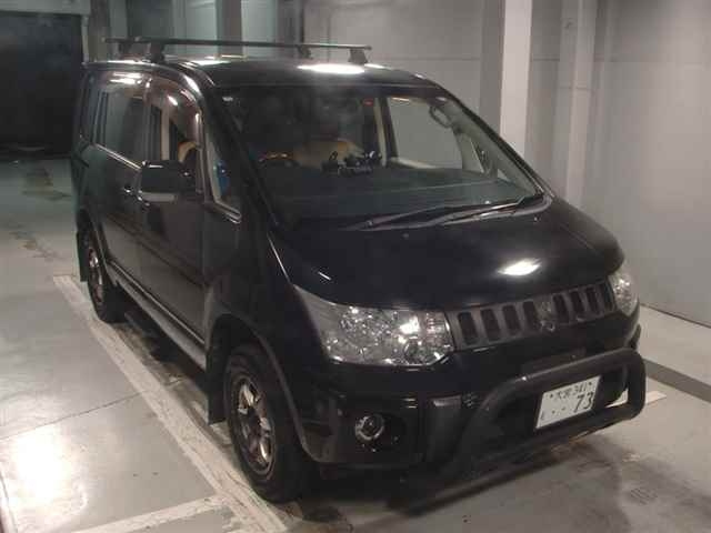 MITSUBISHI DELICA D5 2014