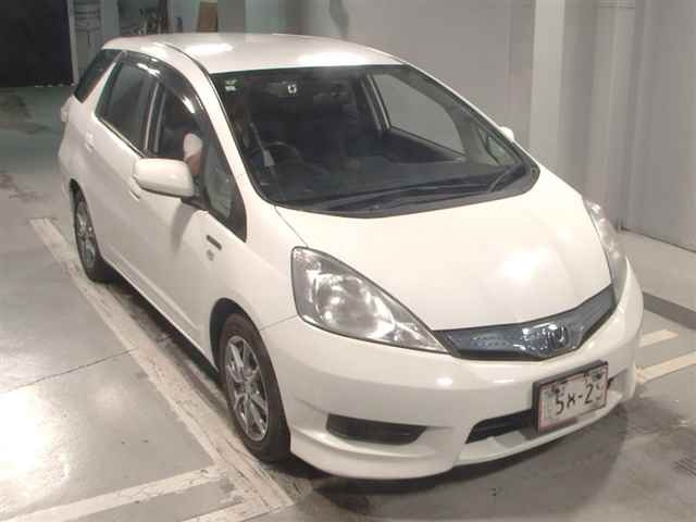 HONDA FIT SHUTTLE 2013