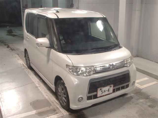 DAIHATSU TANTO 2012
