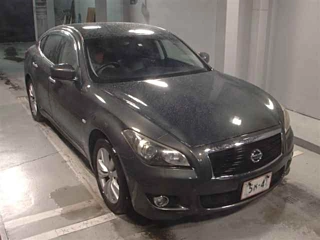 NISSAN FUGA 2010