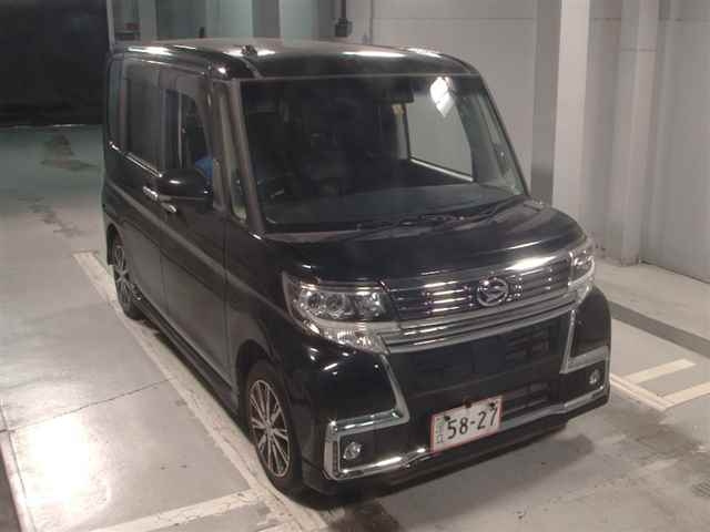 DAIHATSU TANTO 2018