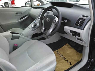TOYOTA PRIUS 2013