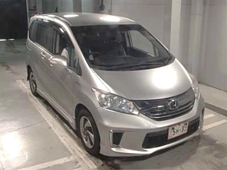 HONDA FREED 2015