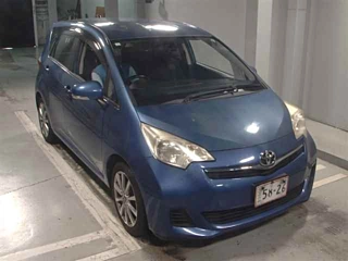 TOYOTA RACTIS 2013