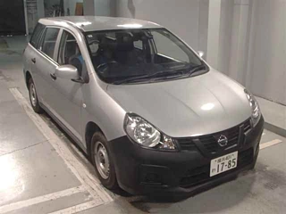 NISSAN AD 2021