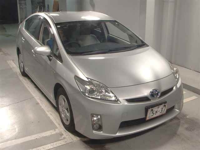 TOYOTA PRIUS 2010