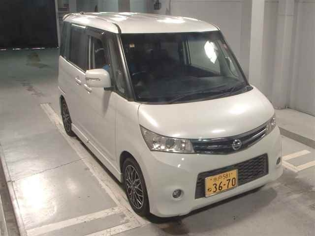 NISSAN ROOX 2010