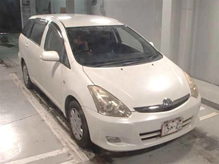 TOYOTA WISH 2009