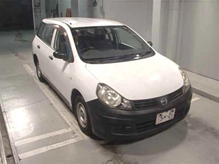 NISSAN AD 2009