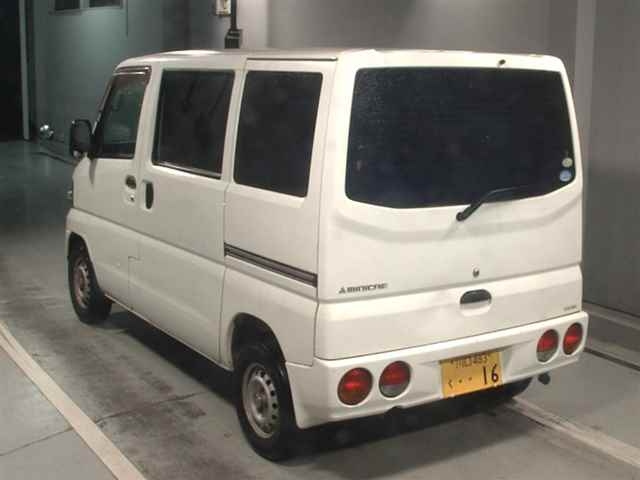 MITSUBISHI MINICAB VAN 2010
