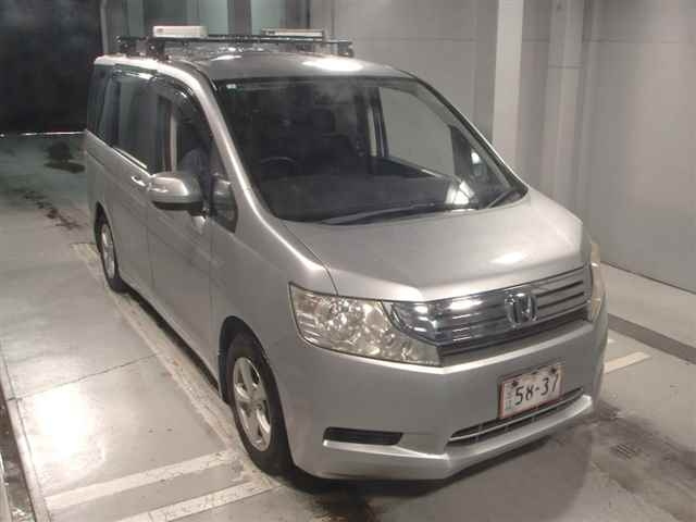 HONDA STEP WAGON 2010