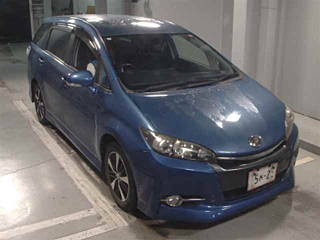 TOYOTA WISH 2012