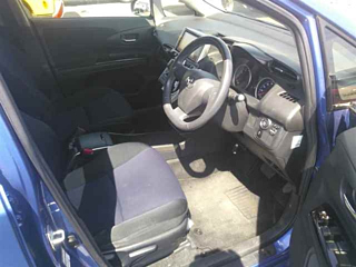 TOYOTA WISH 2012