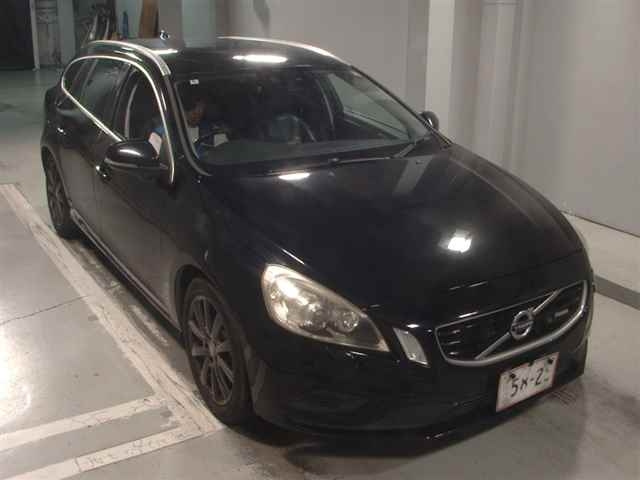 VOLVO V60 2012