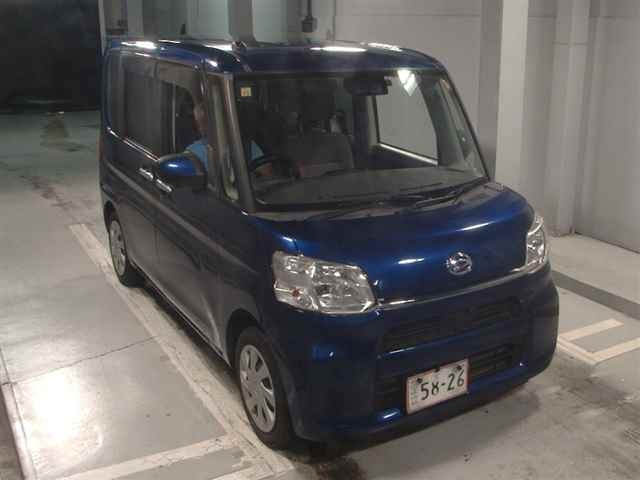 DAIHATSU TANTO 2018