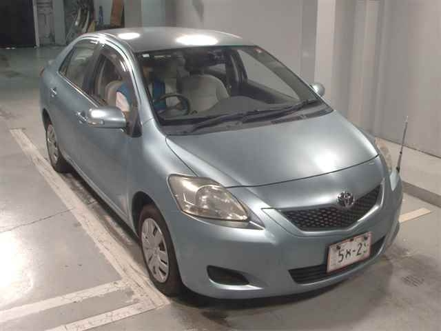 TOYOTA BELTA 2010