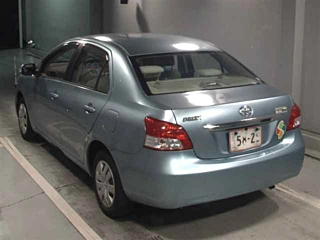 TOYOTA BELTA 2010