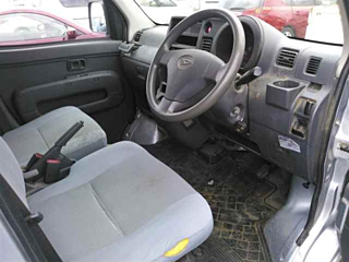 DAIHATSU HIJET VAN 2017