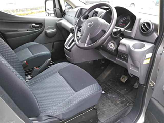 NISSAN NV200 2019