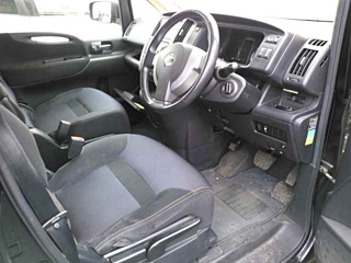 NISSAN SERENA 2009