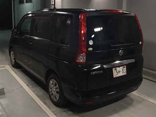 NISSAN SERENA 2010