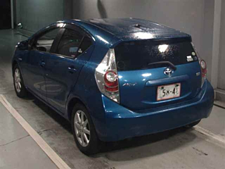 TOYOTA AQUA 2013