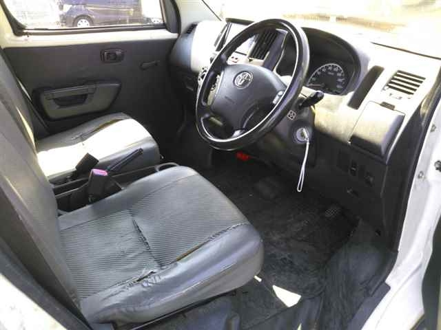 TOYOTA LITE ACE TRUCK 2016