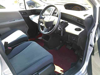 HONDA FREED 2009