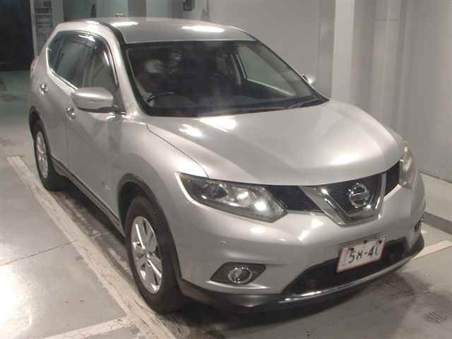 NISSAN X-TRAIL 2015