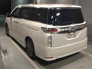 NISSAN ELGRAND 2012