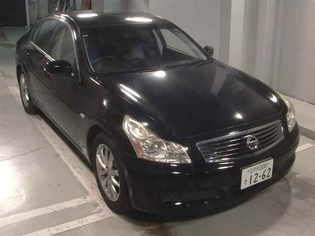 NISSAN SKYLINE 2009