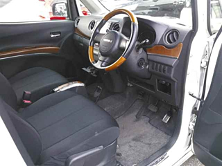 DAIHATSU TANTO EXE 2010