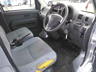 DAIHATSU HIJET VAN 2017
