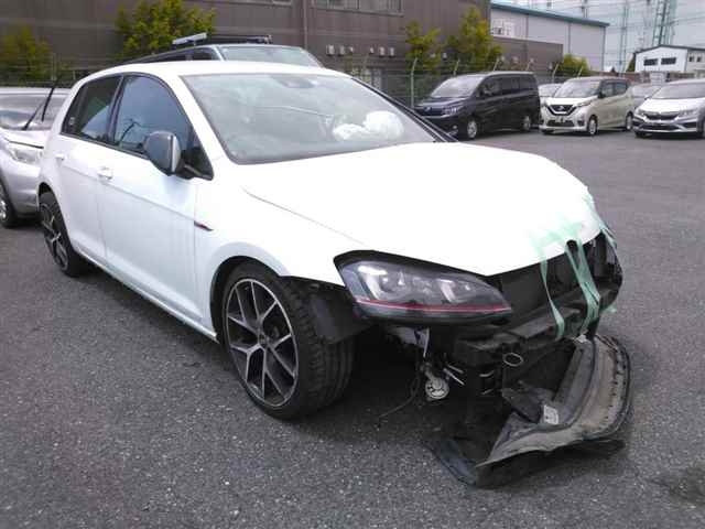 VOLKSWAGEN GOLF 2013