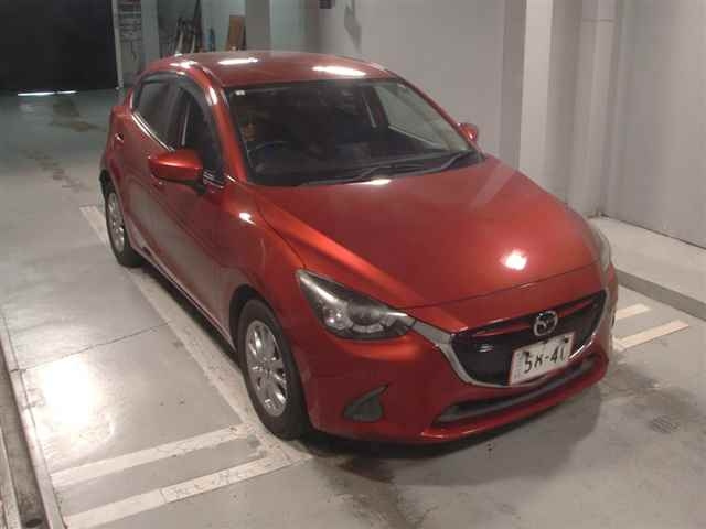 MAZDA DEMIO 2016