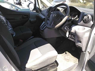 NISSAN NV200 2021