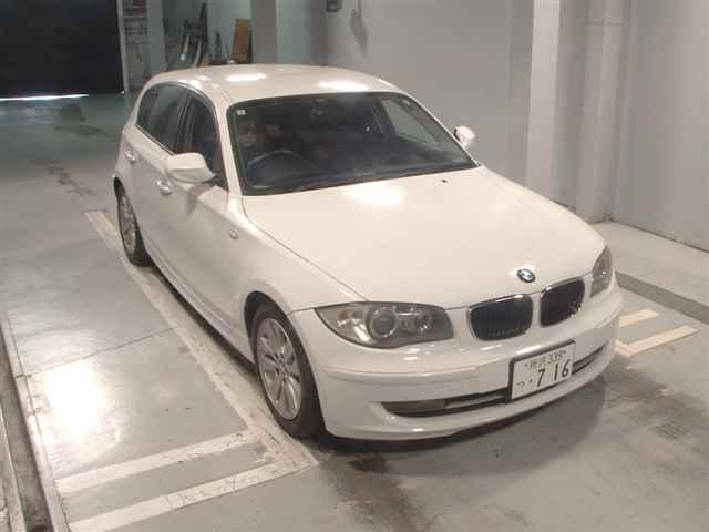 BMW 1 SERIES 2011