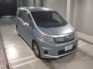 HONDA FREED 2013