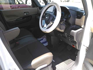 NISSAN ROOX 2021
