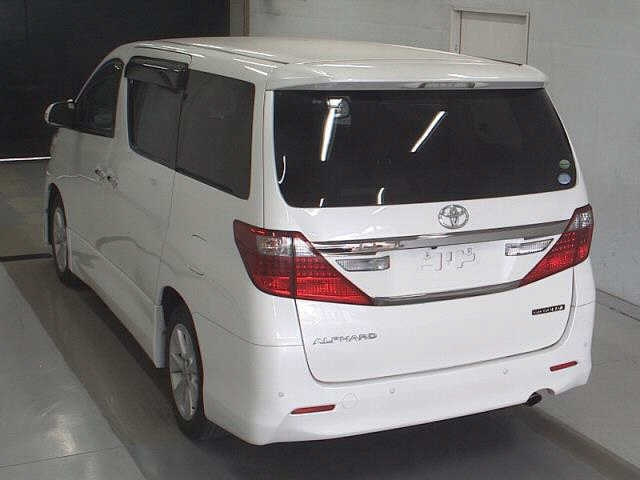TOYOTA ALPHARD 2014