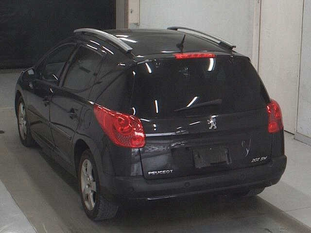 PEUGEOT 207 2010