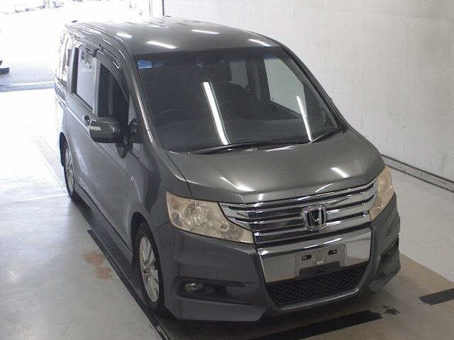 HONDA STEP WAGON 2010