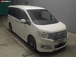 HONDA STEP WAGON 2012